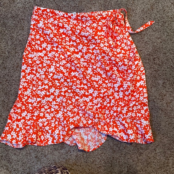 J. Crew Factory Dresses & Skirts - J crew factory poppy orange and white floral skirt XXS nwot